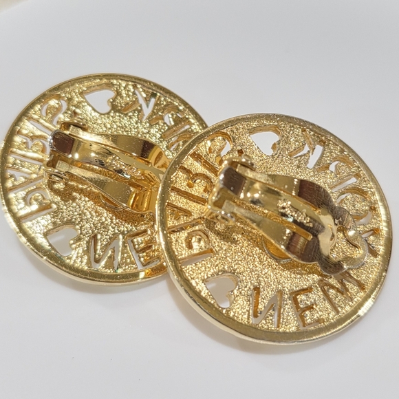 Rare Vintage 1976 Carolee New York Paris Pearl Cabochon Gold Round Clip Earrings - Picture 10 of 13